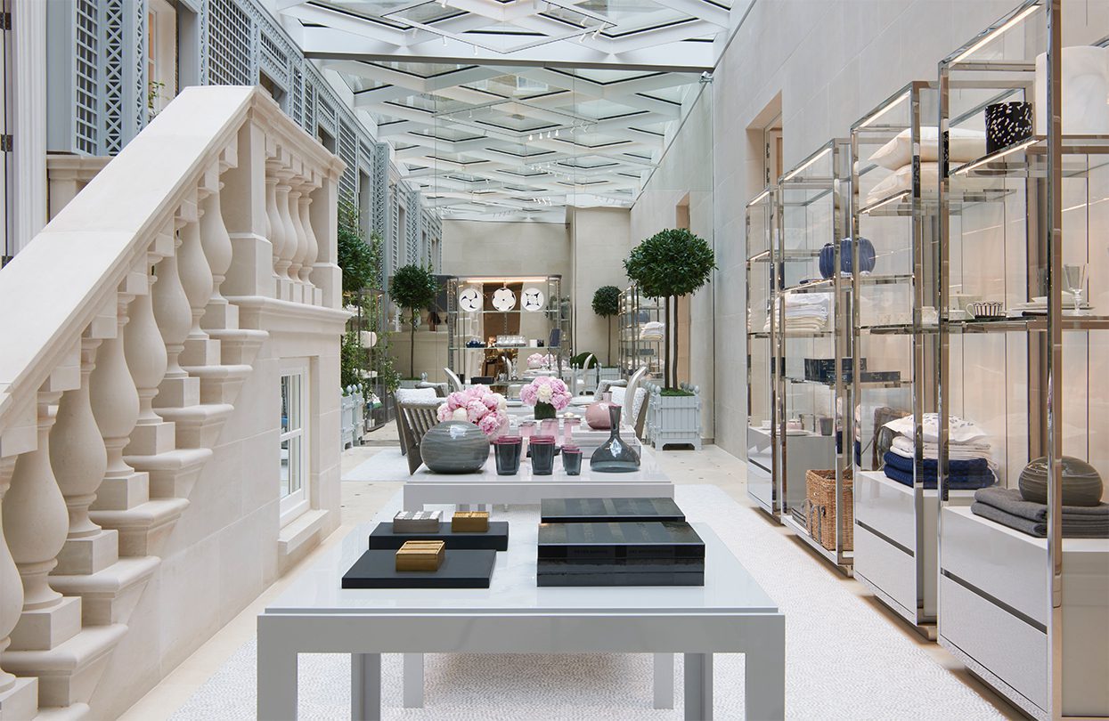 Showcasing the entire Dior universe under one roof of this flagship store
